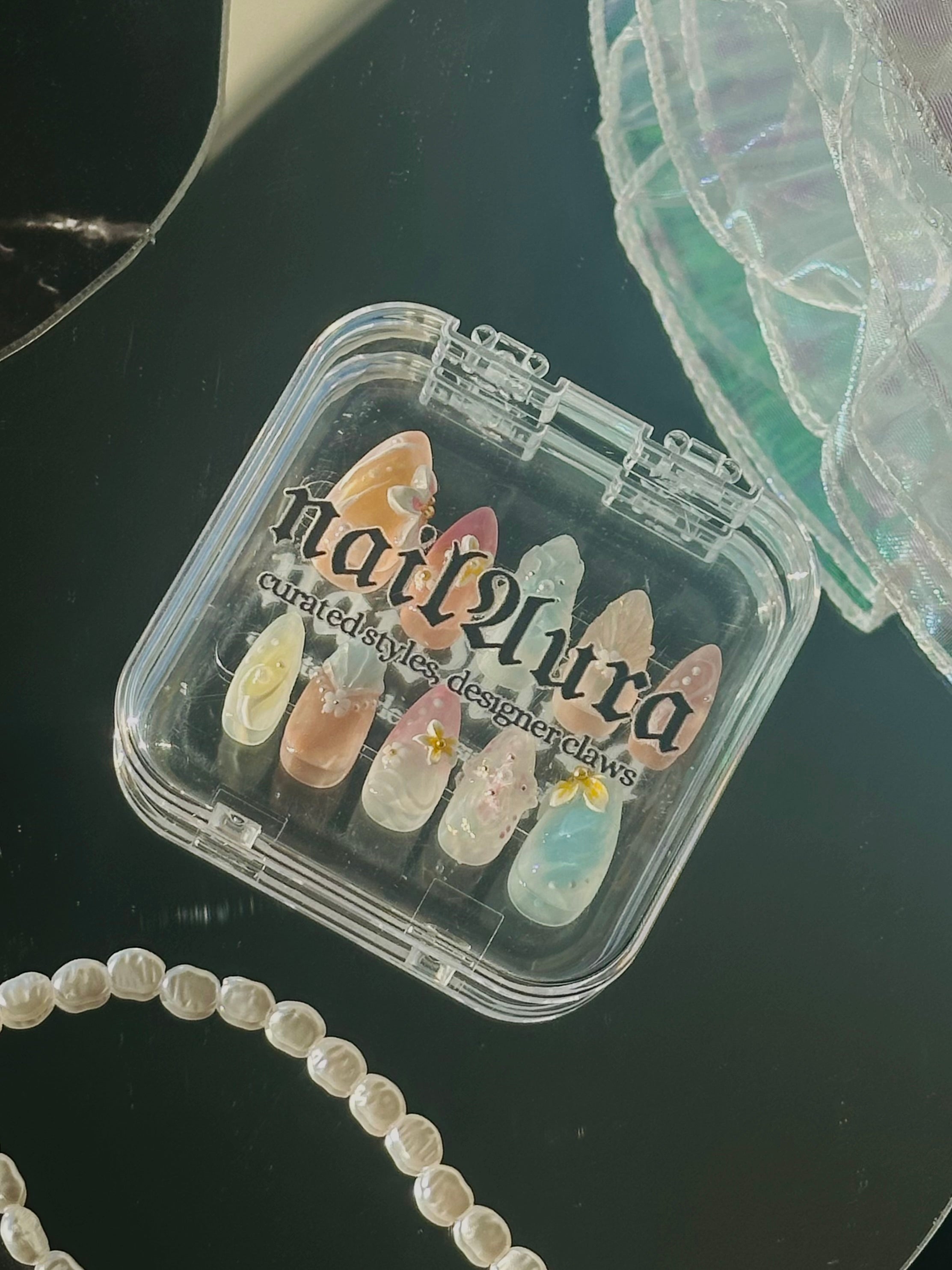 Tropical Bloom Voyage